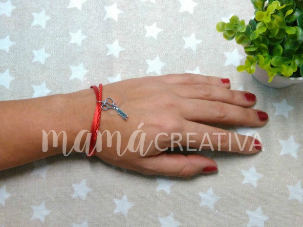 pulsera roja tijeritas
