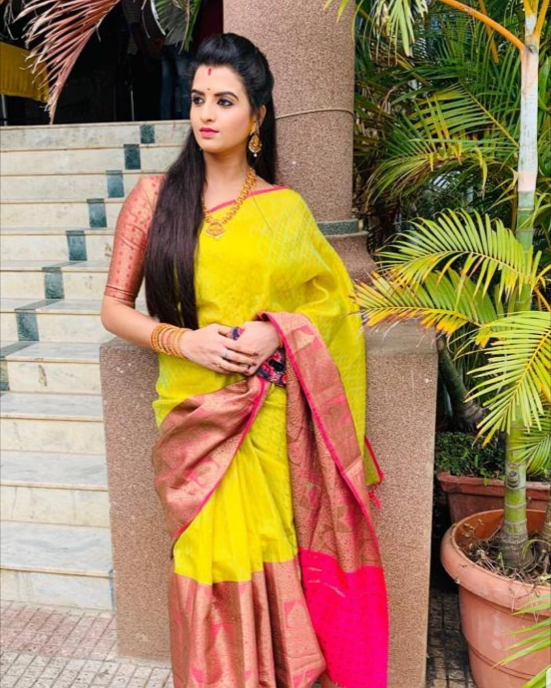 Thamarai actress name images