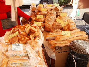 Bagels & bread at the market, in London