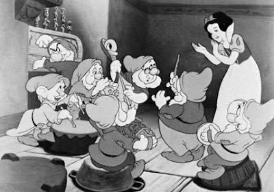 black and white preview of Snow White and the Seven Dwarfs