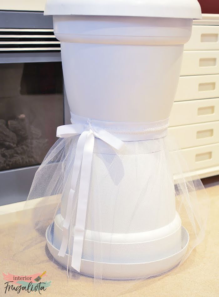 Adorable Bride and Groom Wedding Flower Pots Interior Frugalista