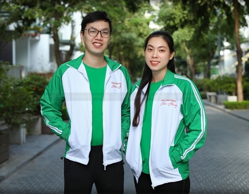 Mẫu áo gió đồng phục in theo yêu cầu