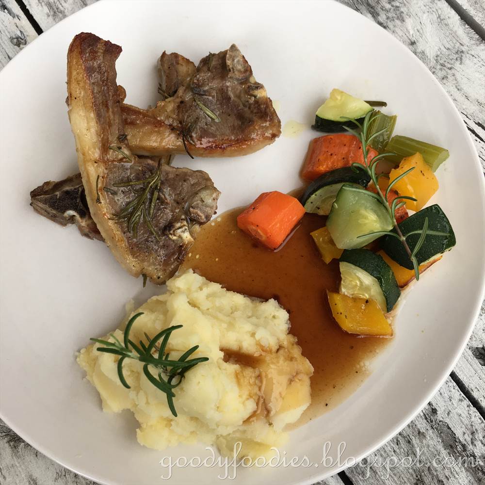 GoodyFoodies Recipe OnePan Lamb Chops with Roasted Vegetables