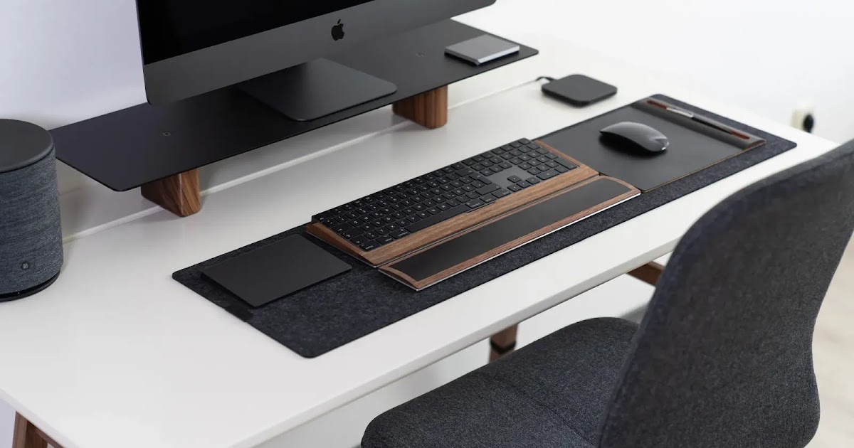 6 MustHave Office Desk Accessories MELISSAAWONGG