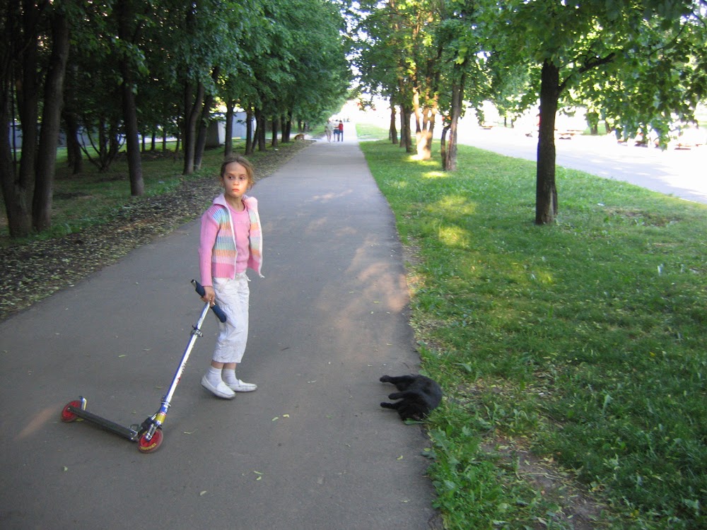 — Она дохлая!