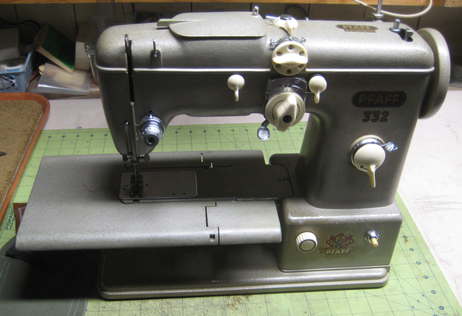 MI Vintage Sewing Machines