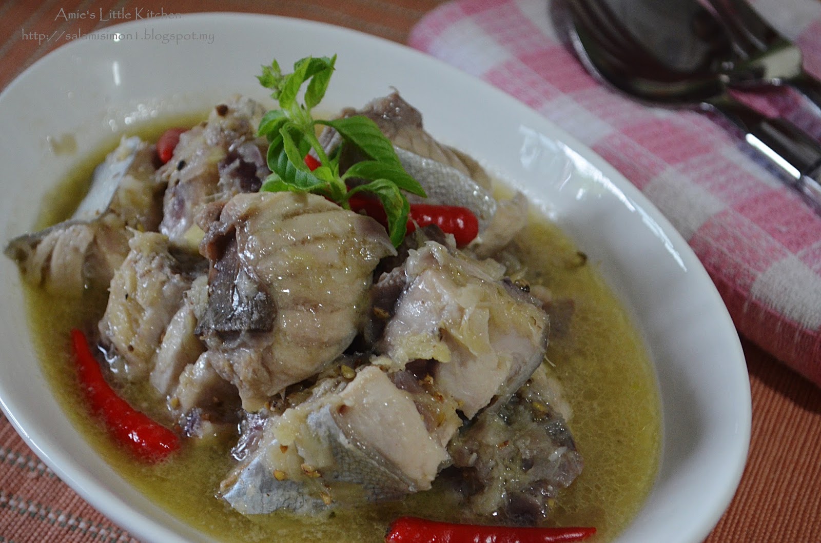 Ikan Tuna Masak Lada Putih Amie's Little Kitchen