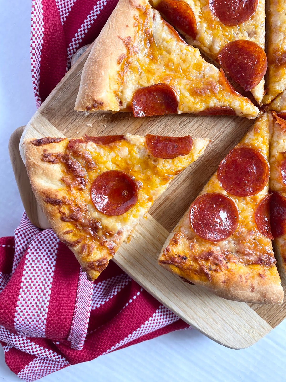 Cast Iron Skillet Pizza Recipe - Love and Lemons