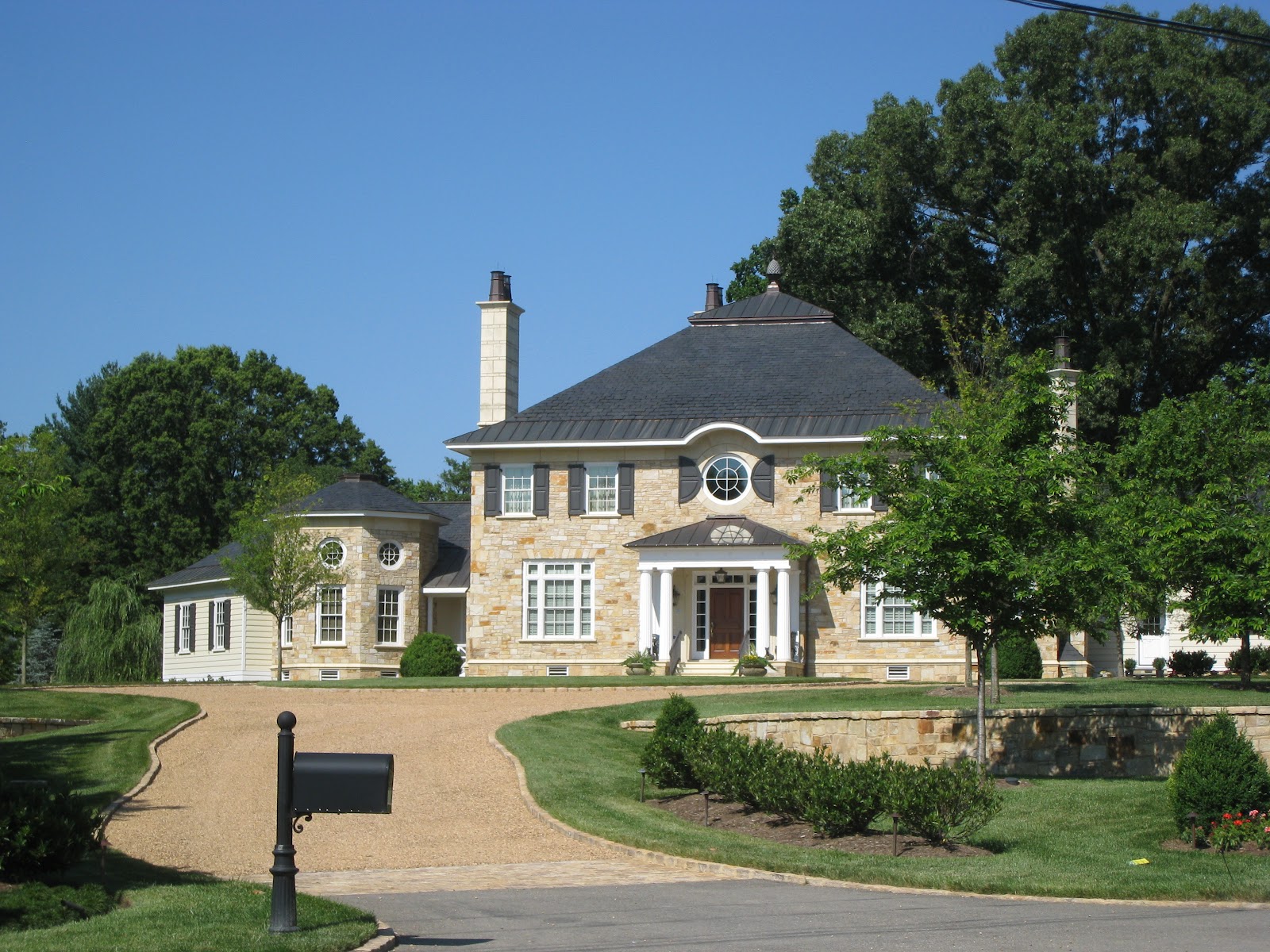 Walk Across Virginia River Road to West end of Richmond