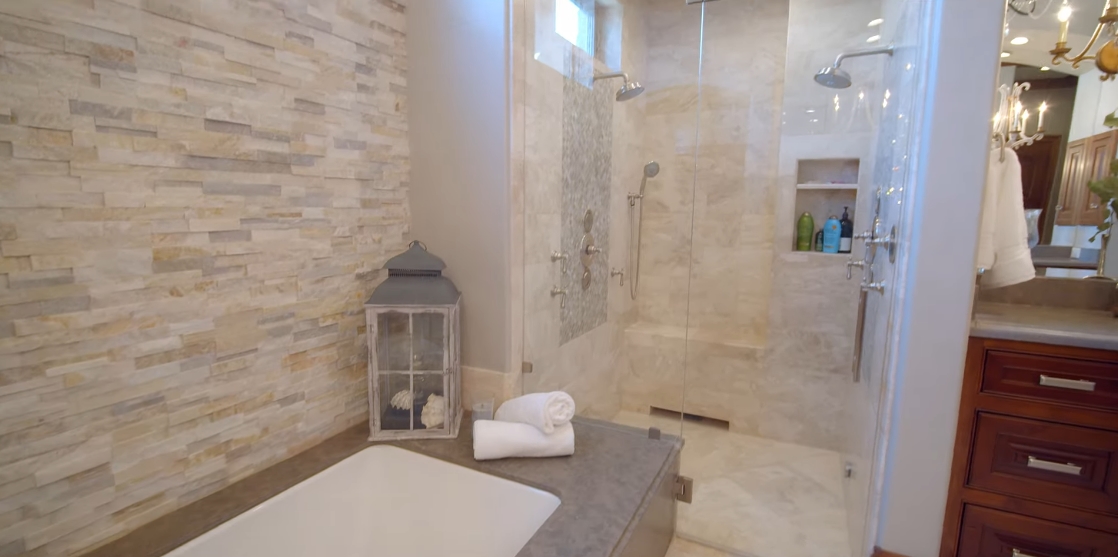 Tour 6817 Amaretto Ct, Plano, TX vs. 35 Interior Design Photos