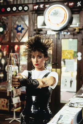 Pretty In Pink Annie Potts Image 1