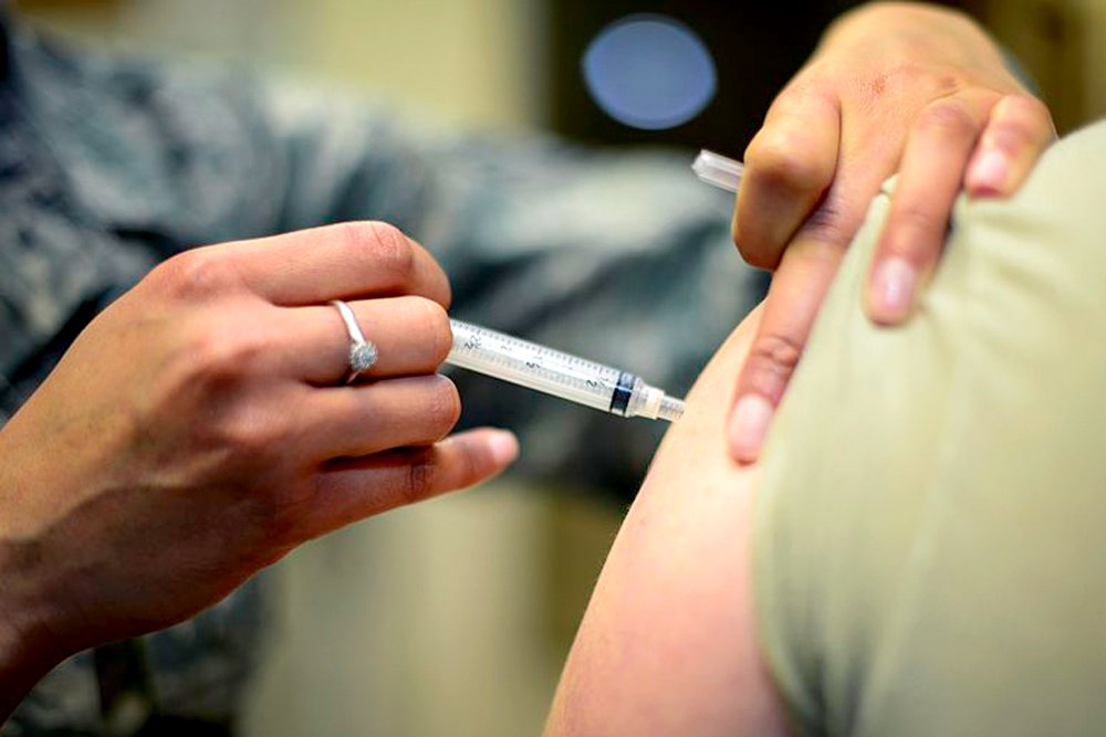 Tips Memilih Layanan Vaksinasi di Rumah Terbaik