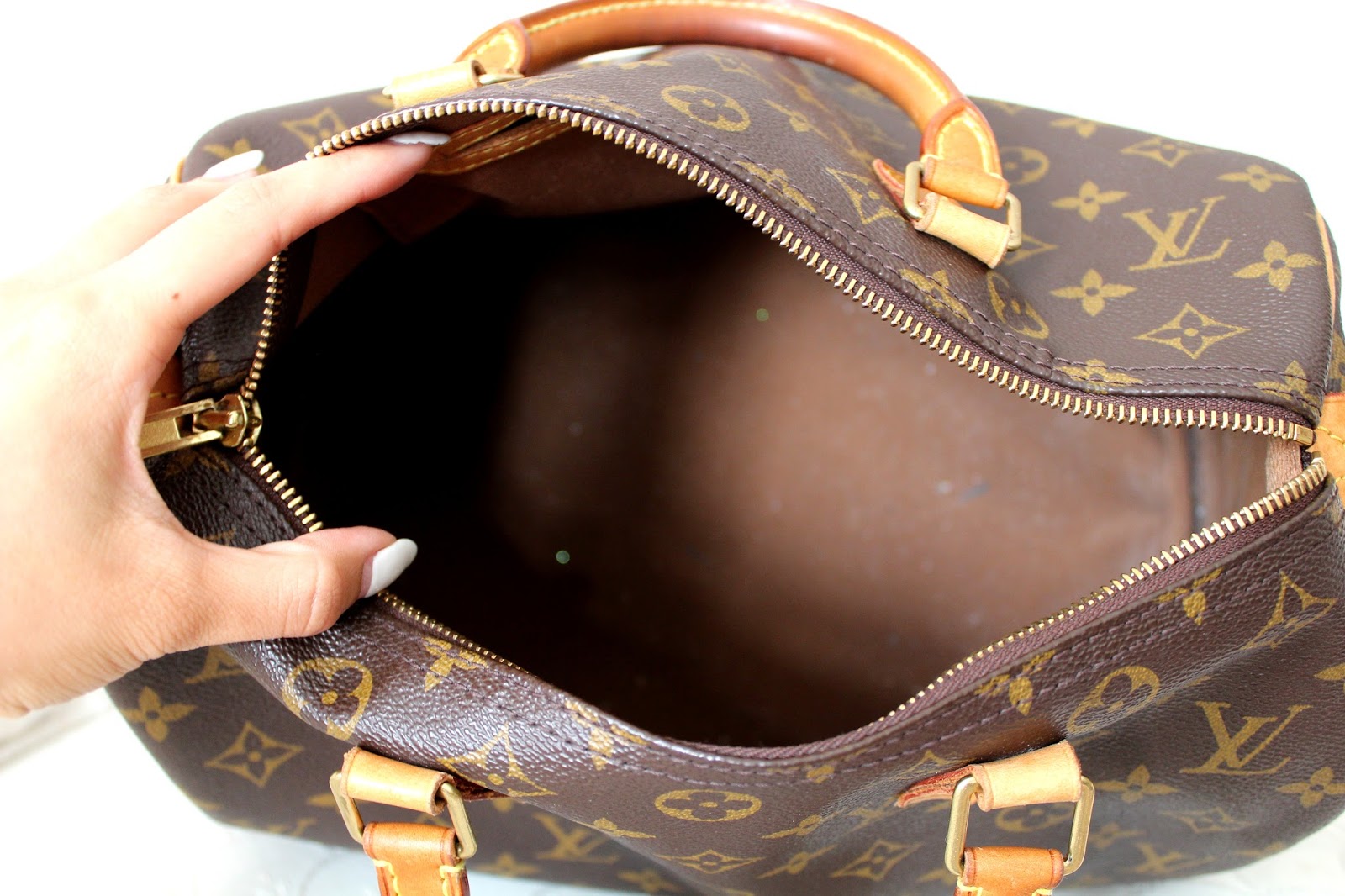 Review: Louis Vuitton Speedy 30 - late night minutes