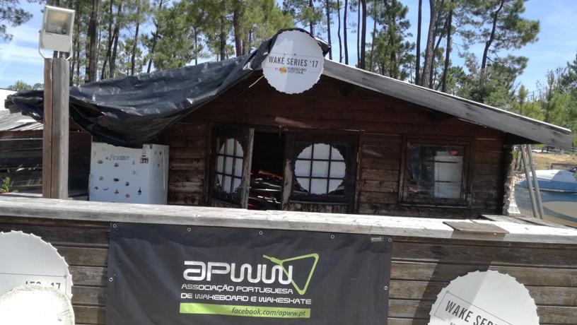 Associação Portuguesa de Wakeboard e WakeSkate Associação Portuguesa de Wakeboard e WakeSkate