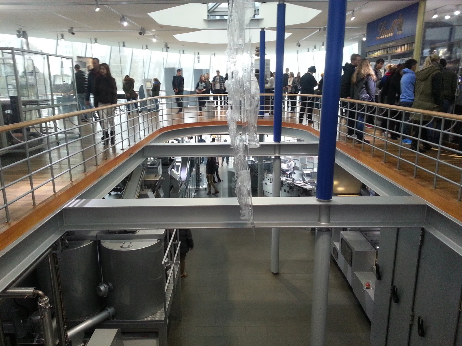 Klio�nun Şarkısı KÖLN&hellip; ÇİKOLATA KOKULU ŞEHİR&hellip;