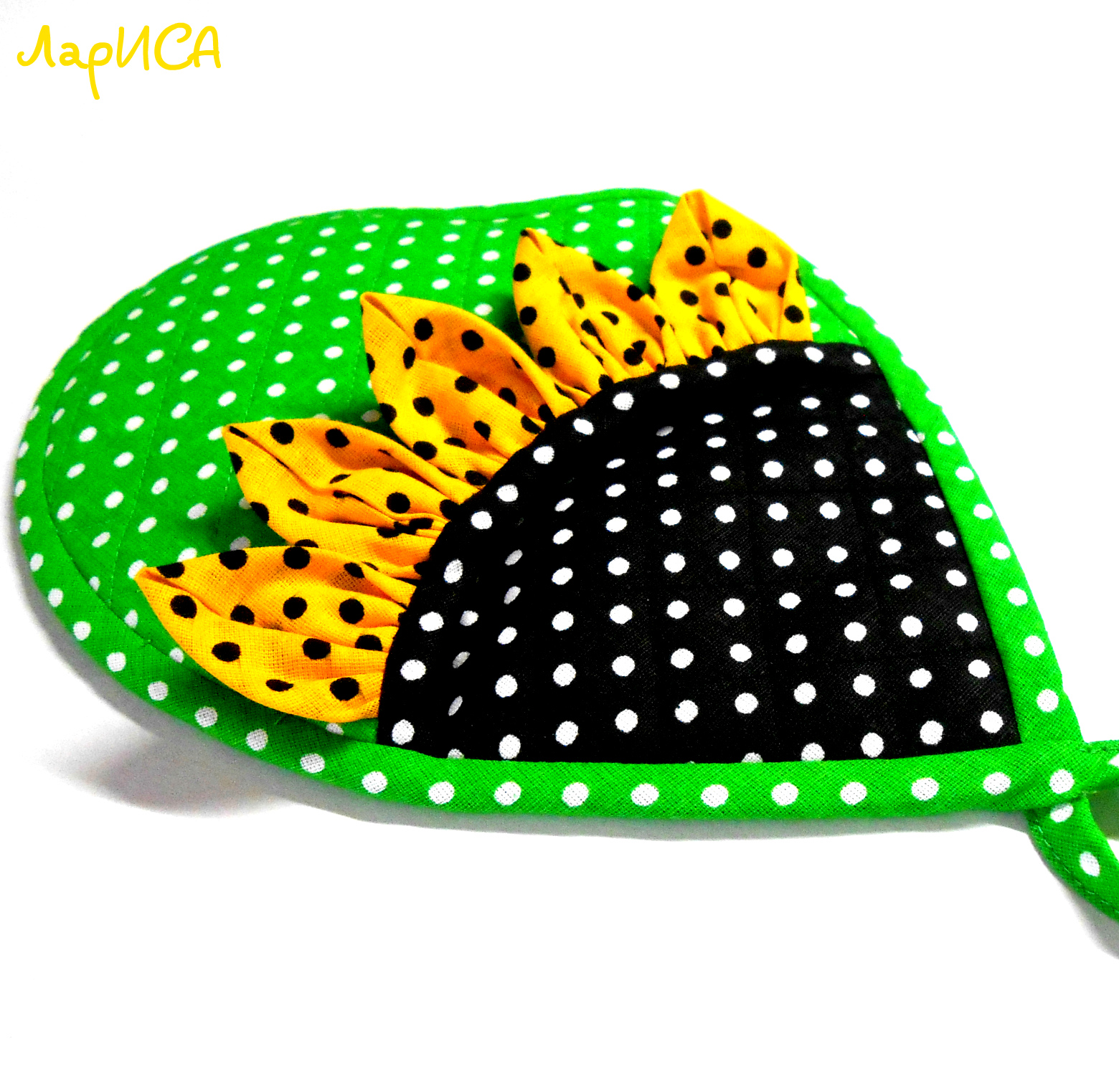 прихватки в виде подсолнуха. салфетка подсолнух крючком. вязаные прихватки. вязаная прихватка подсолнух. вязаный подсолнух крючком.