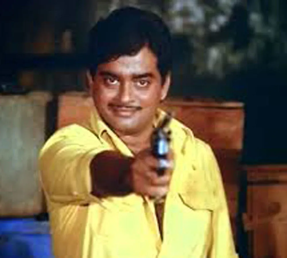 shatrughan-sinha-birthday-special-know-his-10-best-dialogues-on-his-birthday