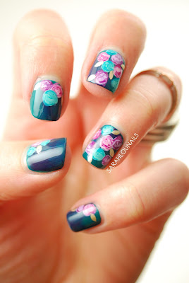 Sarah Lou Nails: Blue Floral Nails!