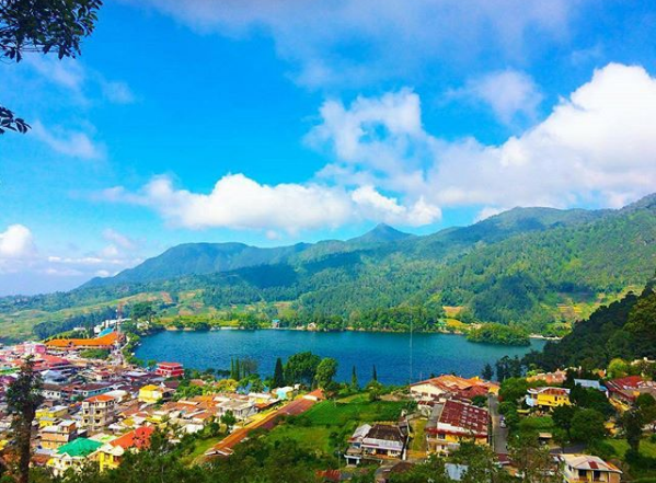 Harga Tiket & Rute Lokasi Telaga Sarangan Magetan Terbaru ...