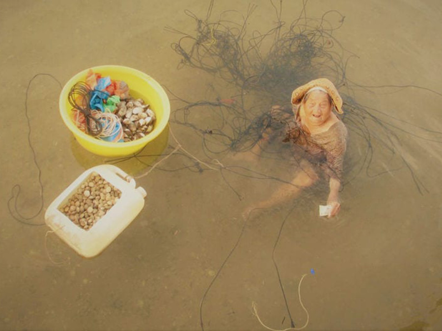 Nguyen 85 Tahun Sara Anak 61 Tahun Yang Kurang Upaya Nguyen 85 Tahun Sara Anak 61 Tahun Yang Kurang Upaya