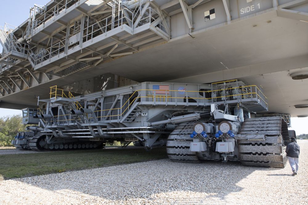 NASA crawler-transporter