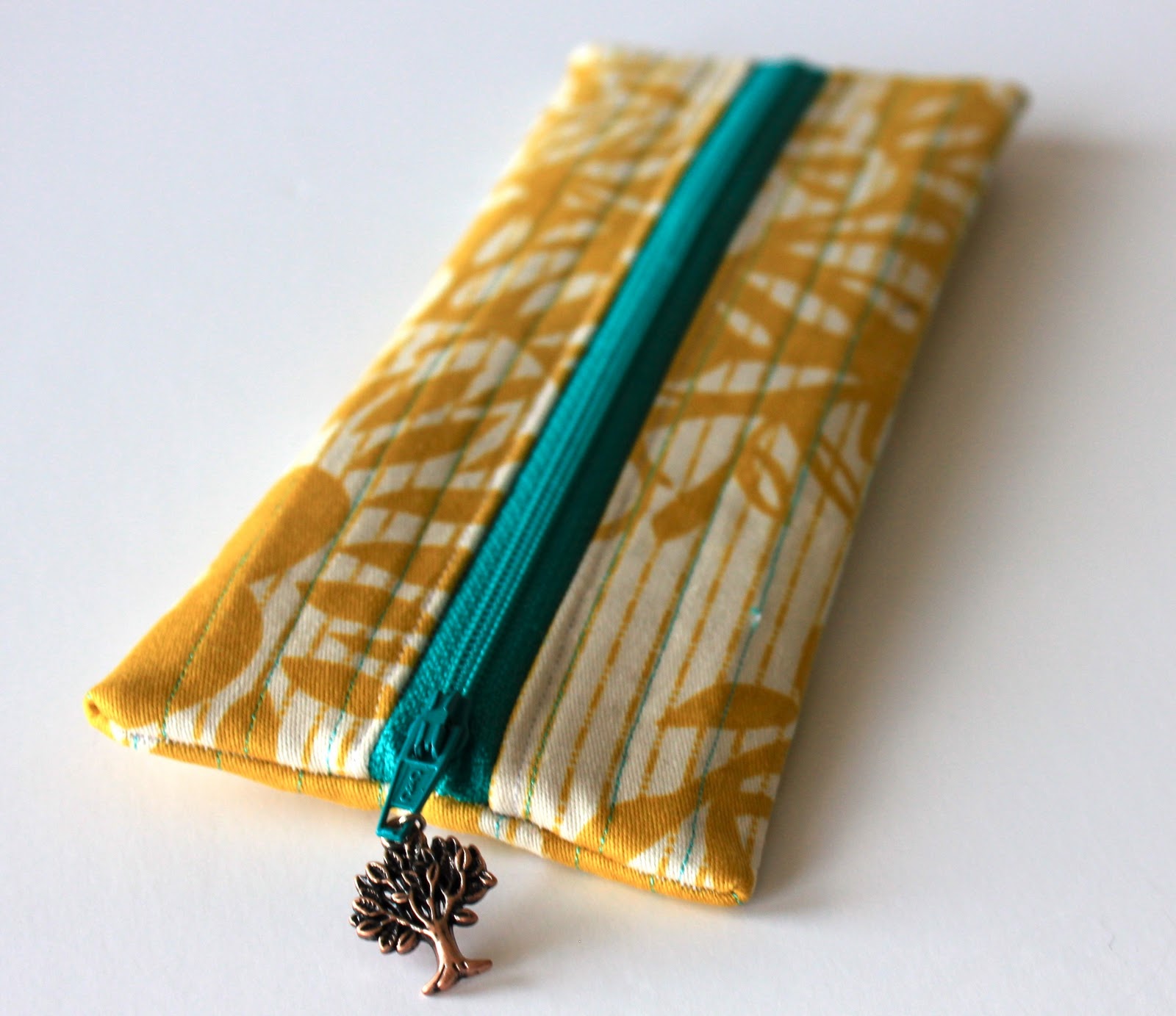 Charmed Pencil Pouch Tutorial and an Etsy Shop! Sweet Verbena