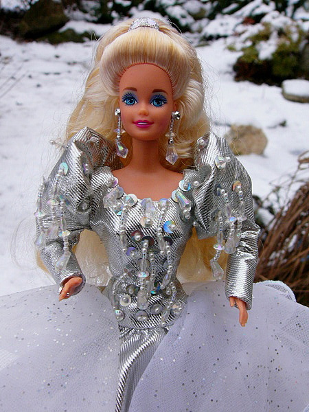 Barbie a jiné panenky: Happy Holidays Barbie 1992