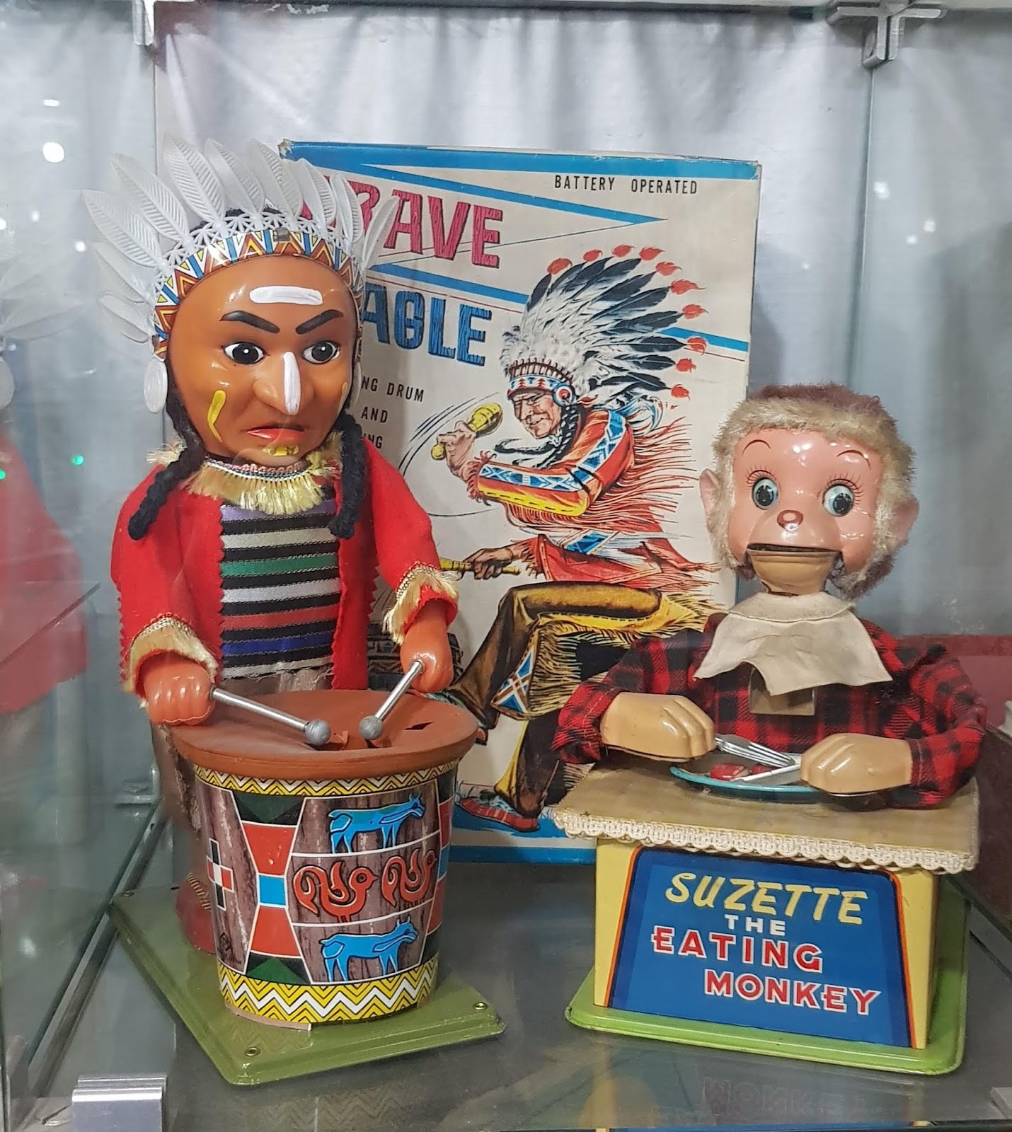 muñeco de plastico antiguo