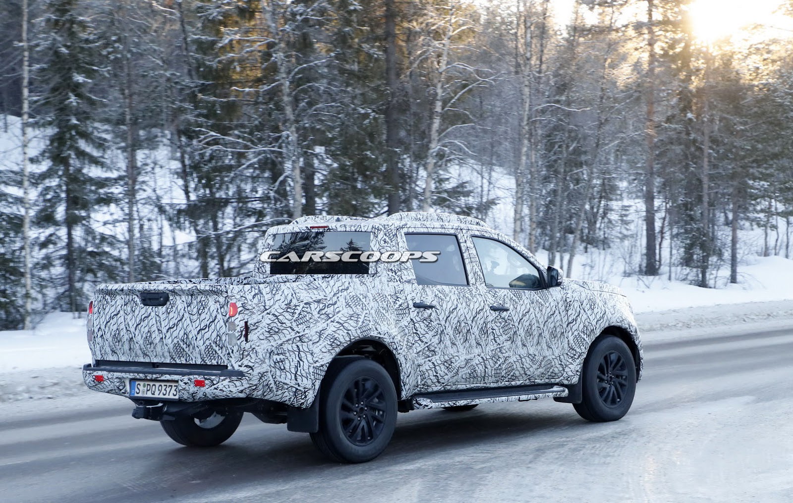 New-Mercedes-Benz-X-Class-8.jpg