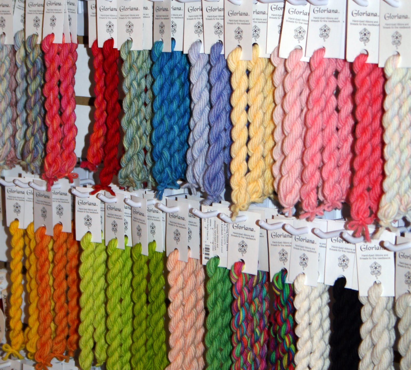 Rittenhouse Needlepoint Focus on Gloriana Lorikeet Wool