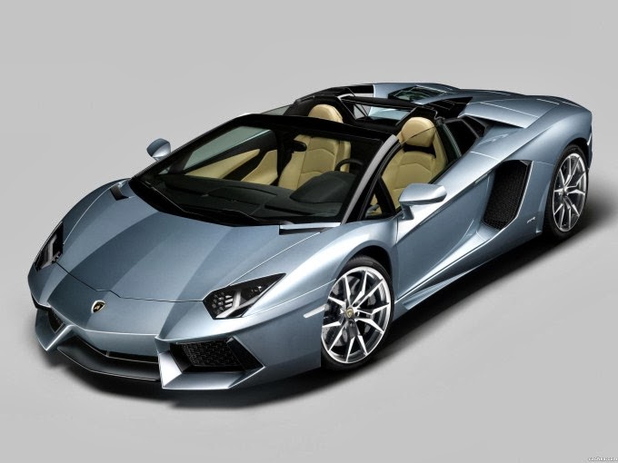 Aventador LP7004 Mileage Review, Photos Auto Emb