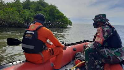 Hari Kedua Pencarian Nelayan Hilang, Tim Gabungan Temukan Sepatu dan Sandal Korban