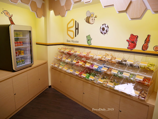 2020,  February │蜂巢 Bee House 天成文旅│走吧台北住哪裡:台北車站住宿  台北後車站 新潮設計文旅 - 第17張圖 2020,  February │蜂巢 Bee House 天成文旅│走吧台北住哪裡:台北車站住宿  台北後車站 新潮設計文旅