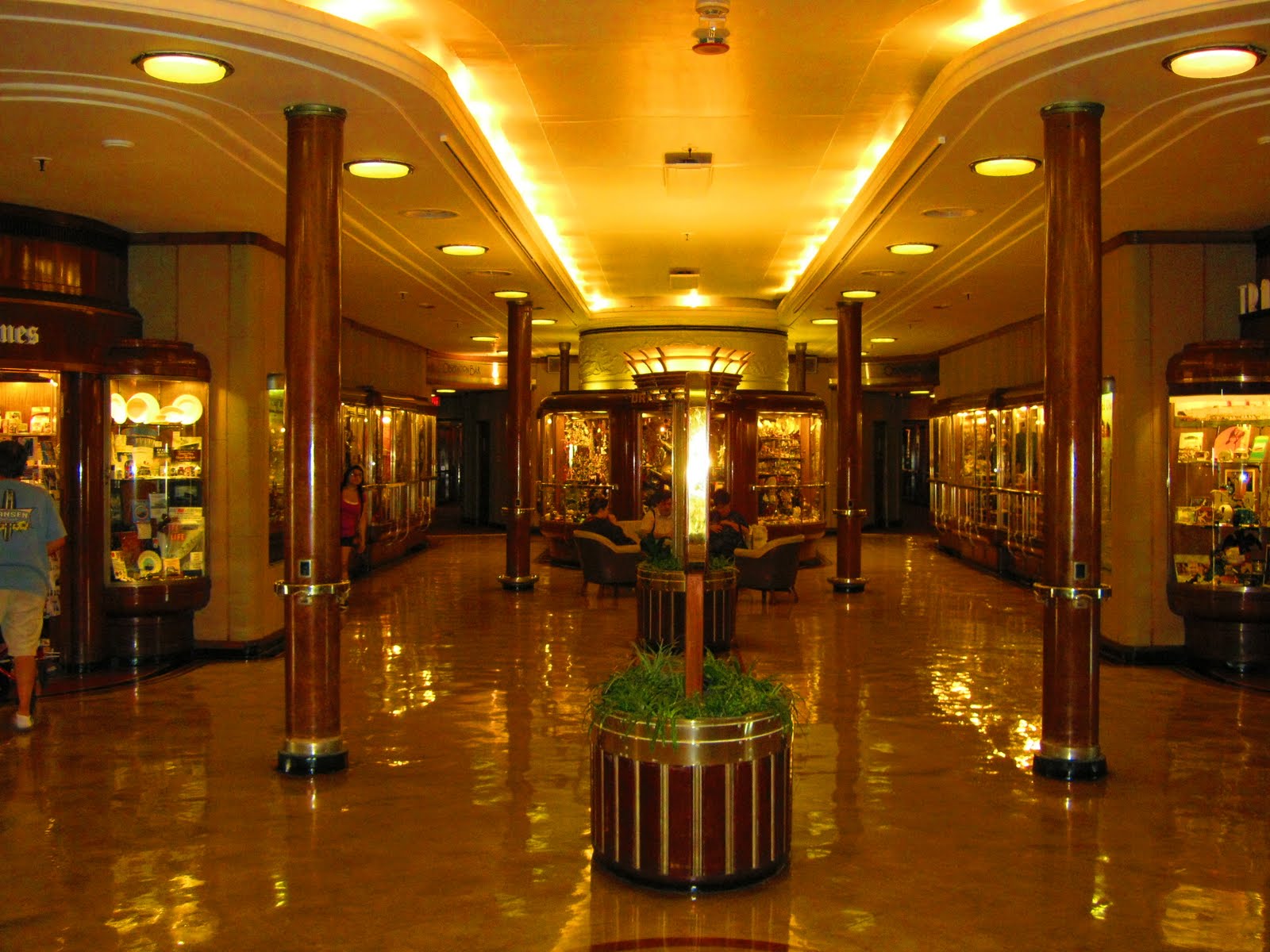 The Wandering Historian The Queen Mary