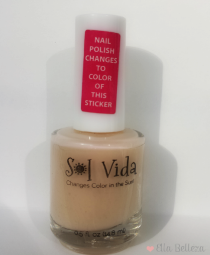 esmalte que cambia de color con el sol