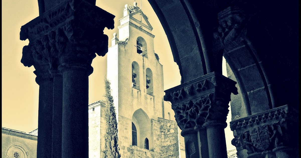 FotoBlogSegovia Claustro y Espadaña de la Iglesia Monasterio de