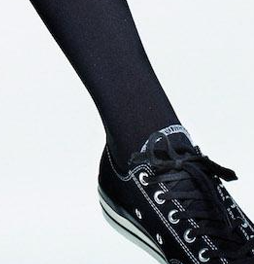 Celebrity Legs and Feet in Tights: Maddie Ziegler`s Legs and Feet in