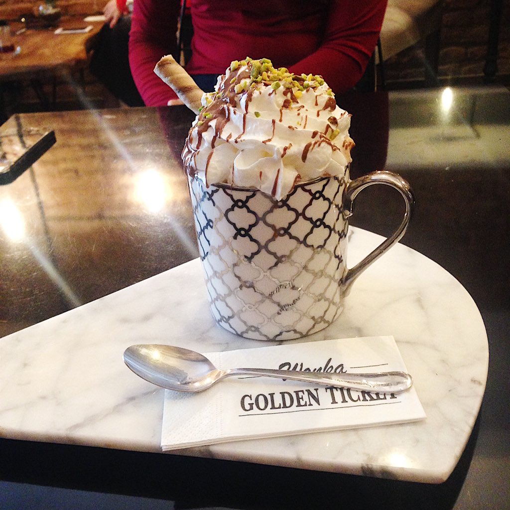 Willy Wonka Chocolate�ı ziyaret ettik! IKIZGEZEGEN