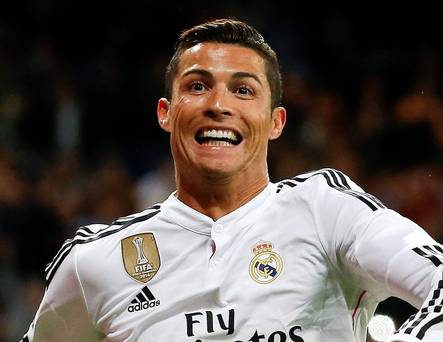 Ronaldo belajar untuk menahan diri dari para fans Ronaldo belajar untuk menahan diri dari para fans