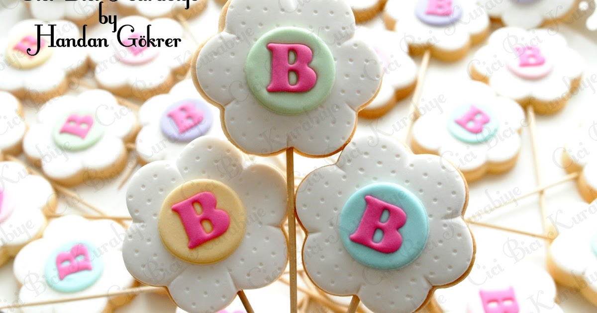 Cici Bici Kurabiye &amp; Cupcake &amp; Pasta İzmit Harfli Çiçek Kurabiyeler