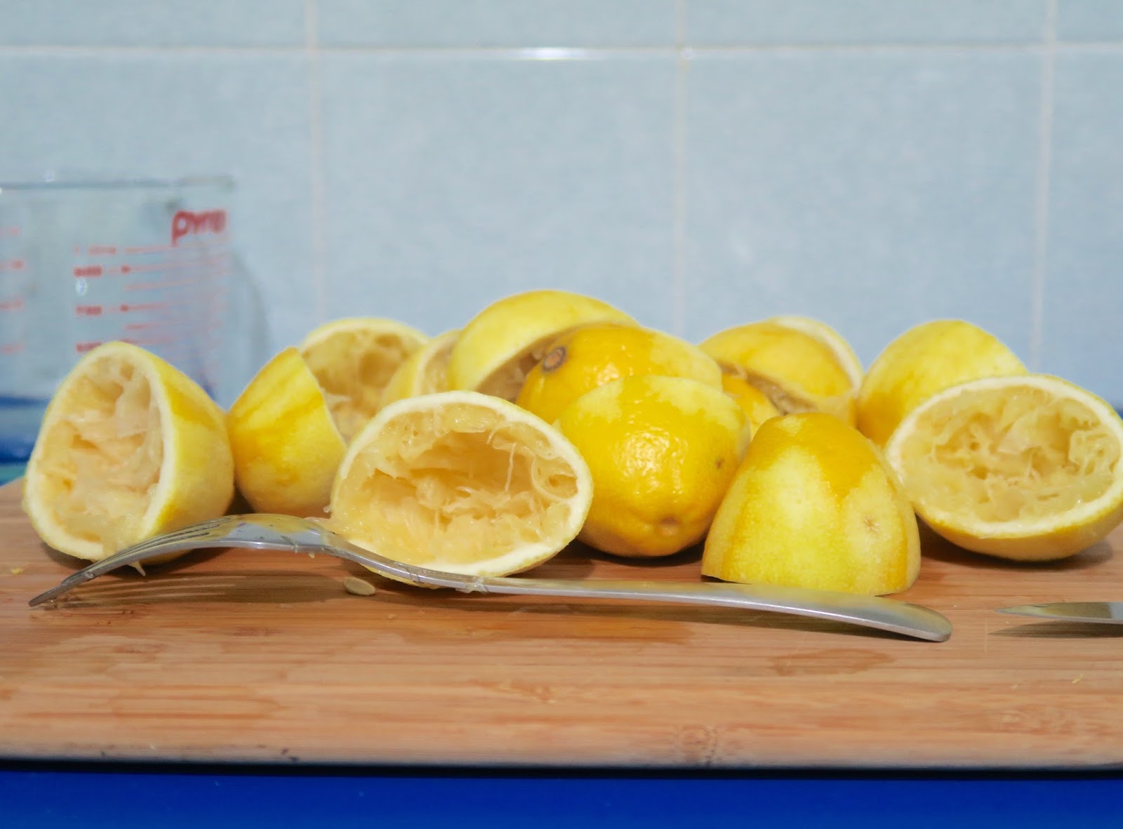 Lemon cordial recipe (with video tutorial) - SimplyBeyondHerbs