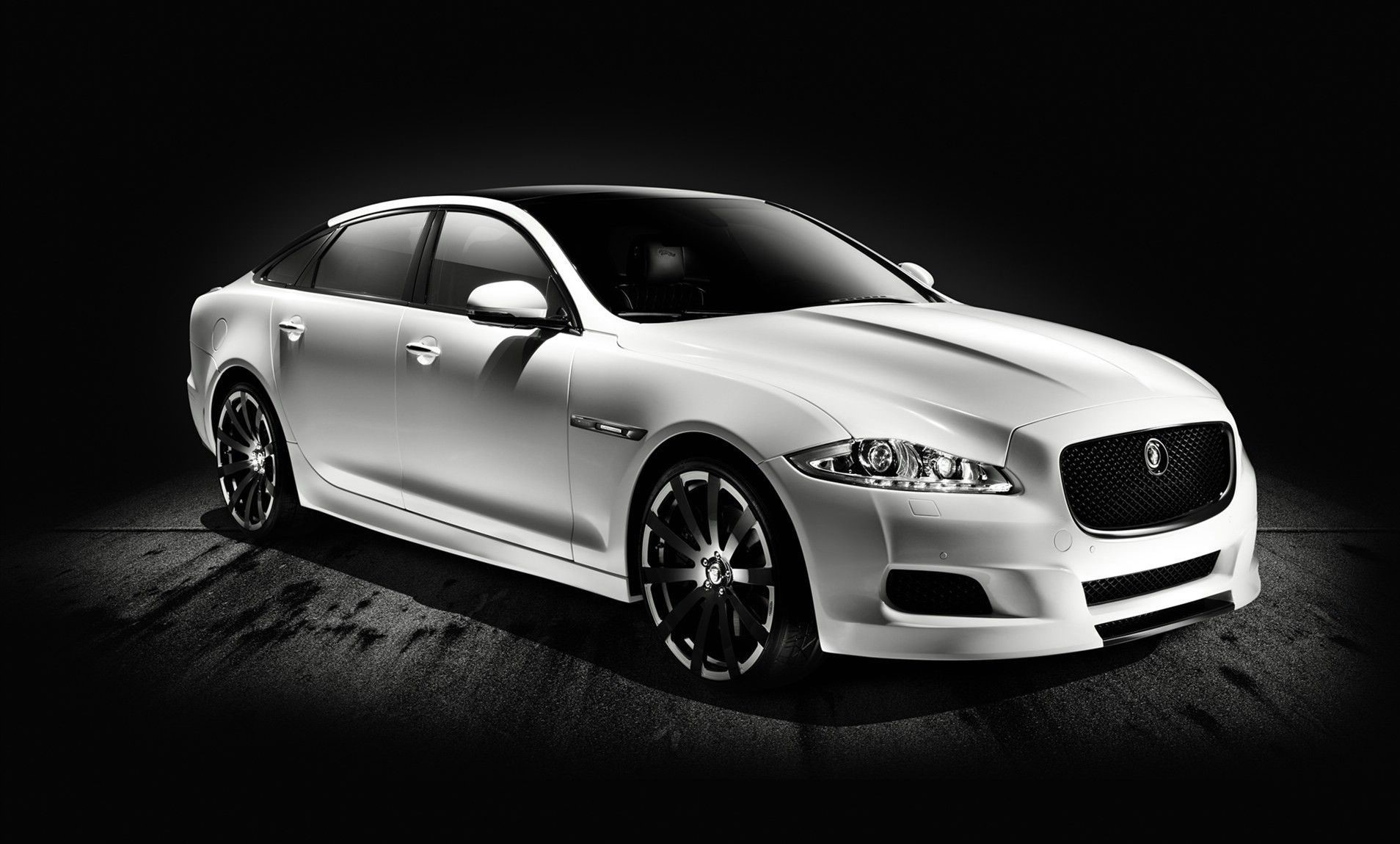 Jaguar Wallpapers - WallpaperJet