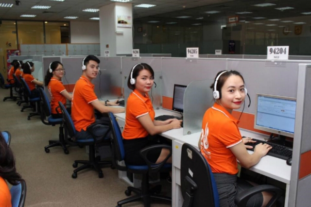 Mẫu đồng phục nhân viên FPT Telecom
