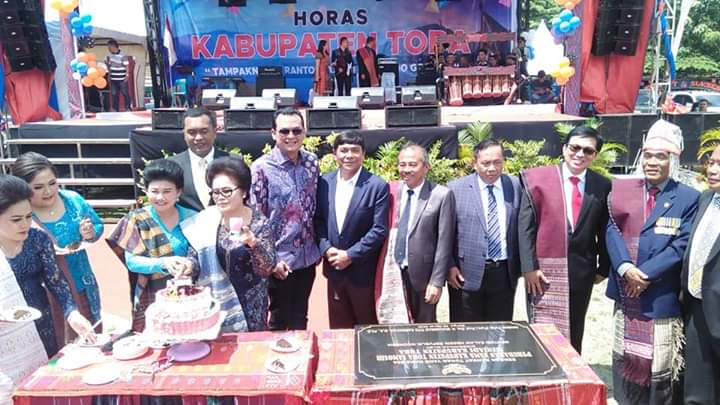 Puncak Perayaan Hari Jadi ke-21 Kabupaten Toba