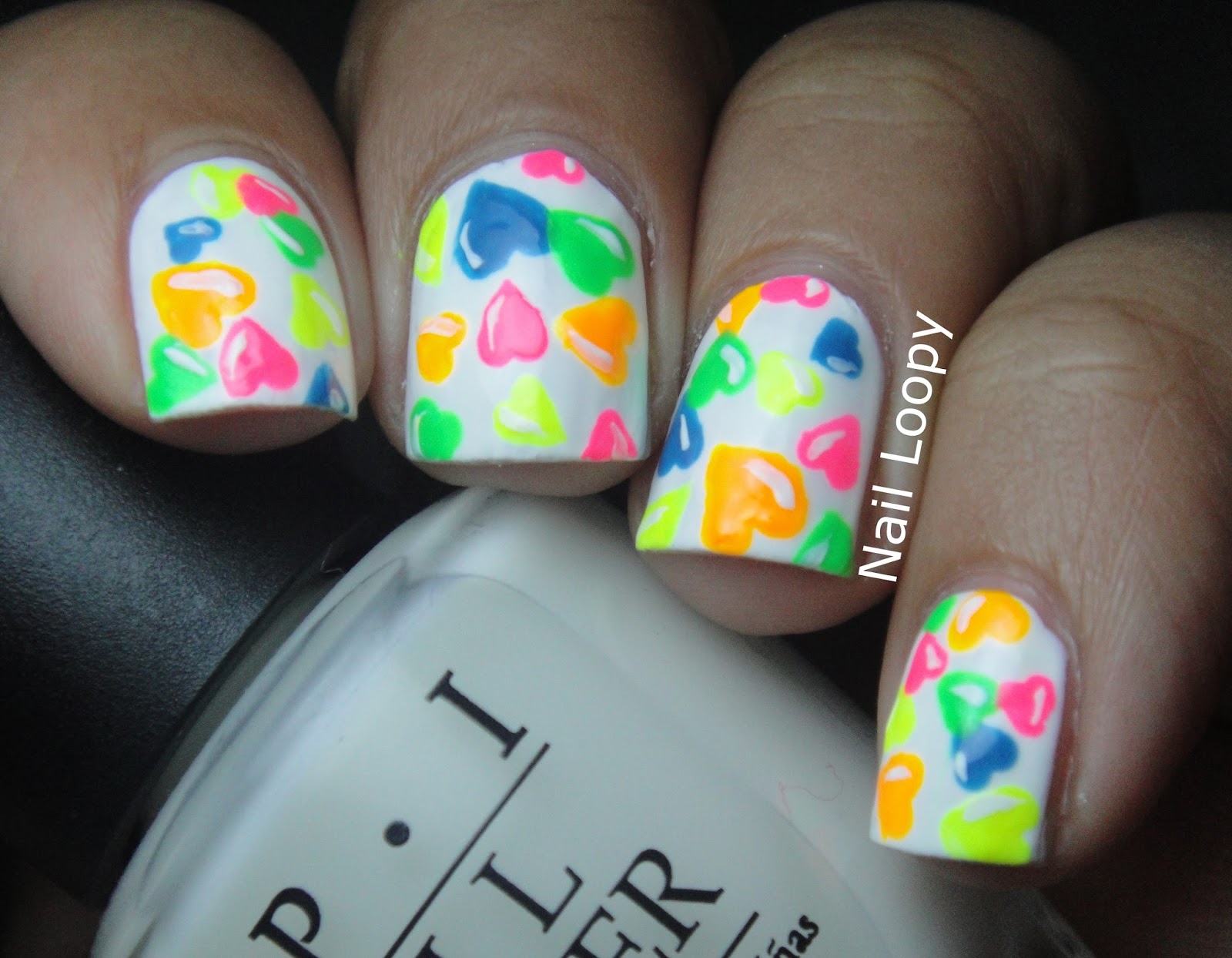 nail loopy: NEON HEART NAILS