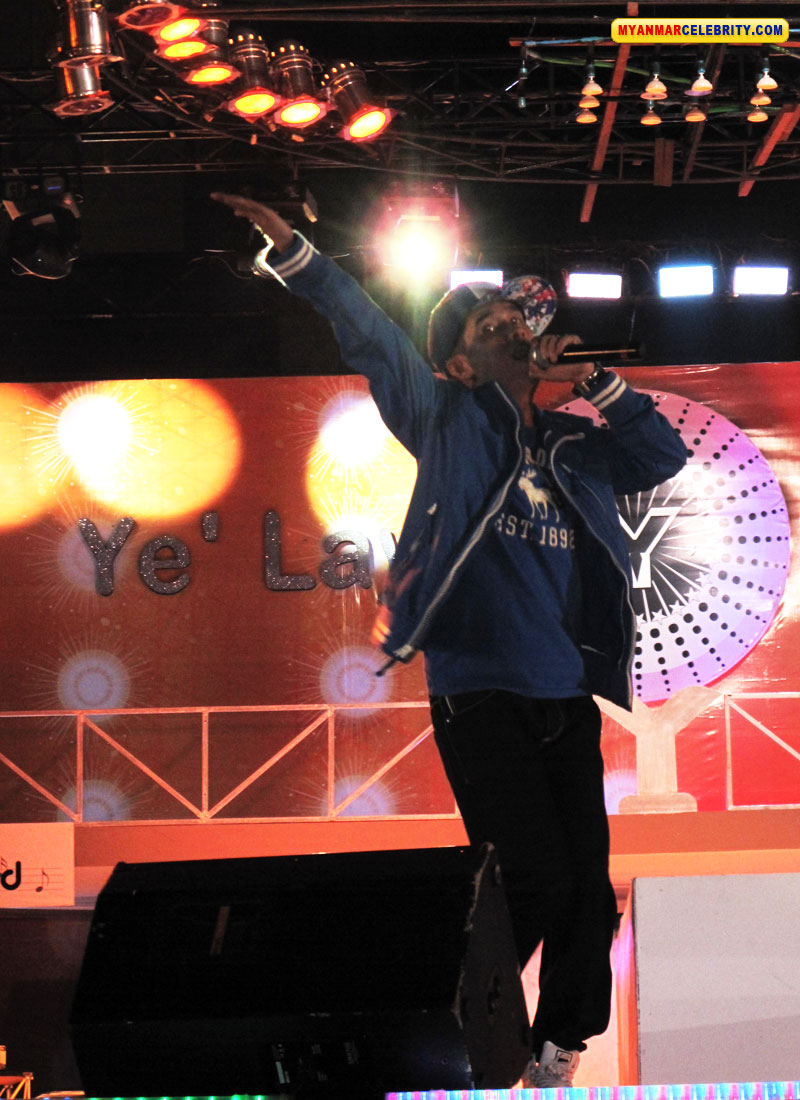 Ye Lay: One Man Show - Photo Album 1