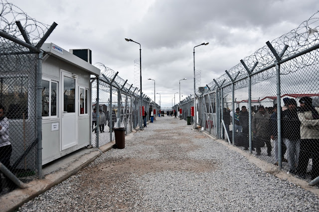 Αμεινίας ο Παλληνεύς: «Στρατόπεδα συγκέντρωσης» μεταναστών ...