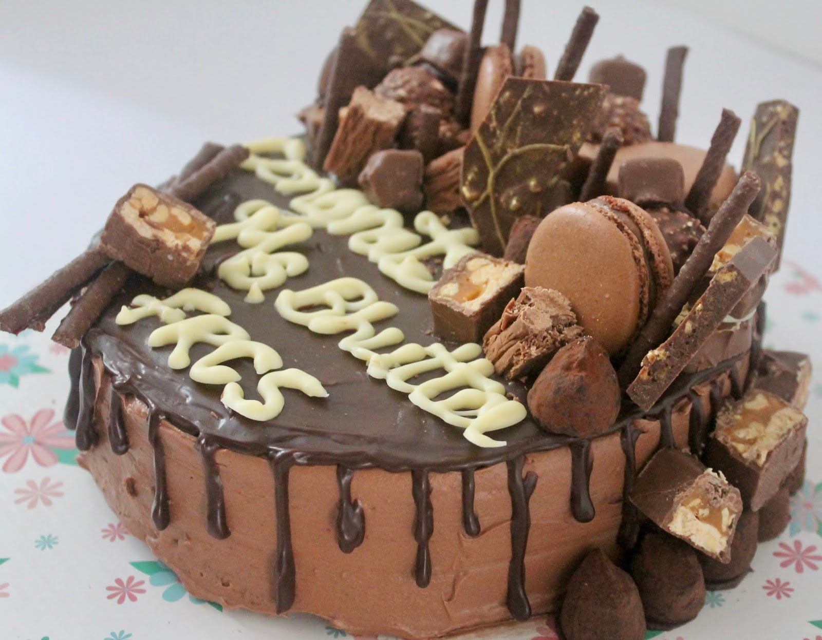 A cup of tea solves everything: Chocolate bar drip cake