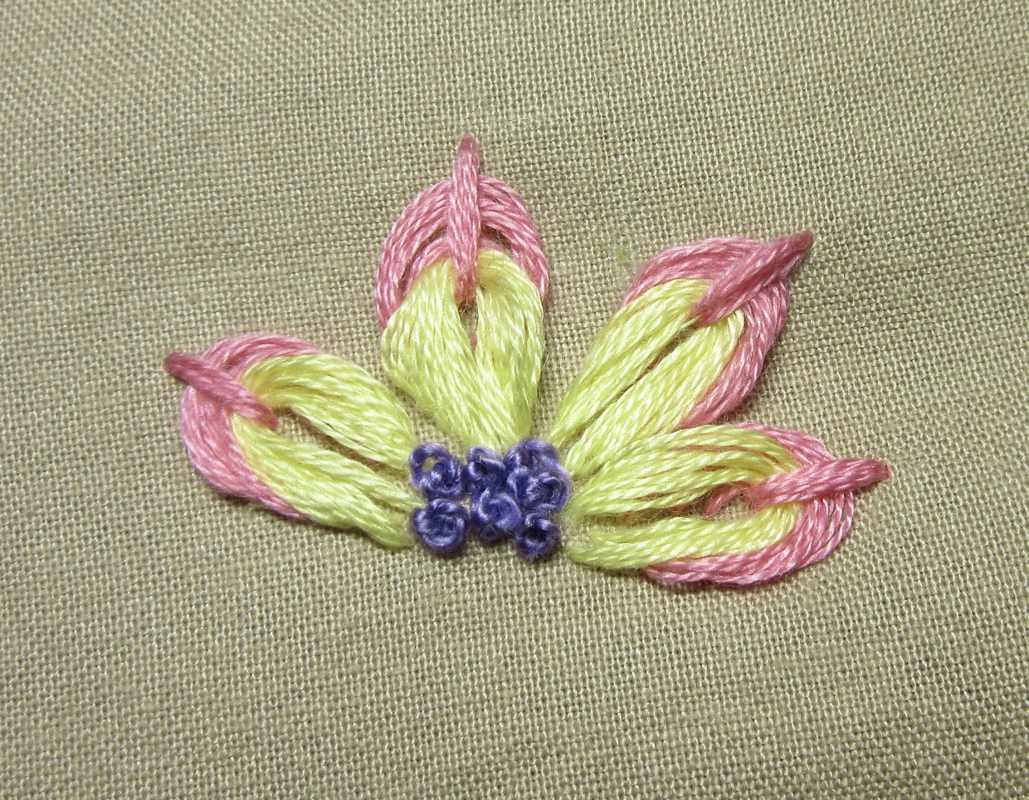 Queenie's Needlework Sunday Stitch School Lesson 151 Bengali Petal