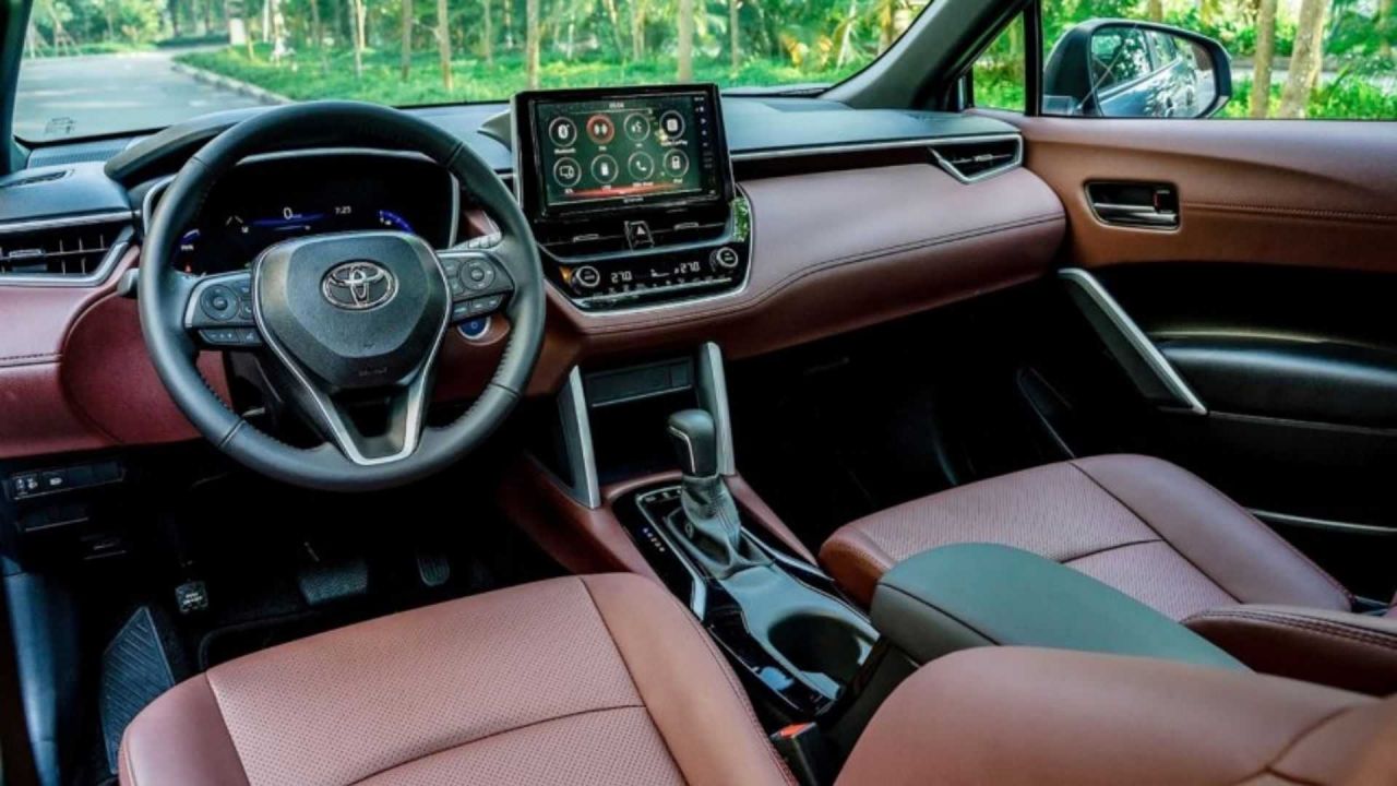Toyota Corolla Cross 2021 Ecuador - precio, consumo, versiones
